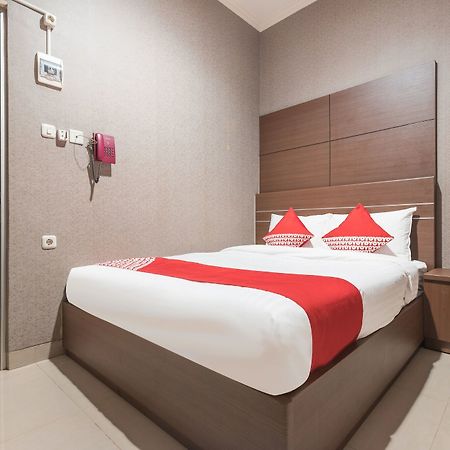 Oyo 383 Env Residence Jakarta Eksteriør billede