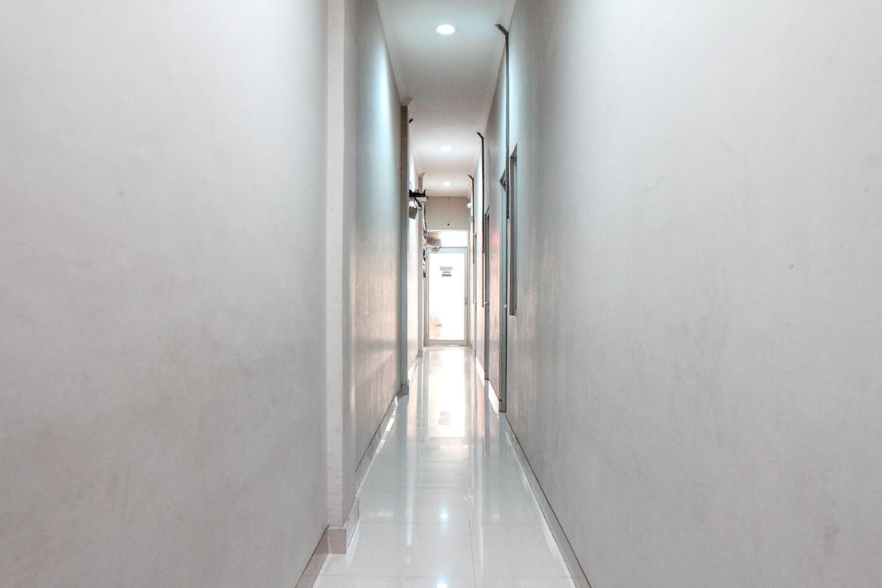 Oyo 383 Env Residence Jakarta Eksteriør billede