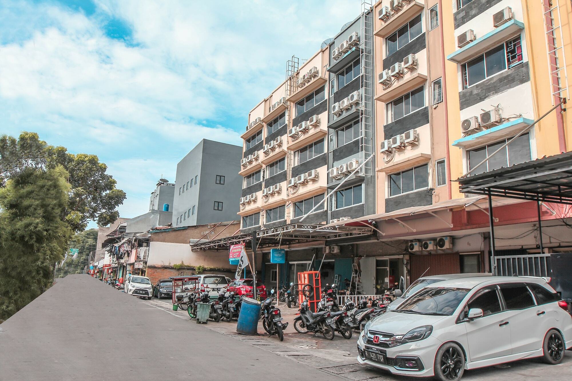Oyo 383 Env Residence Jakarta Eksteriør billede